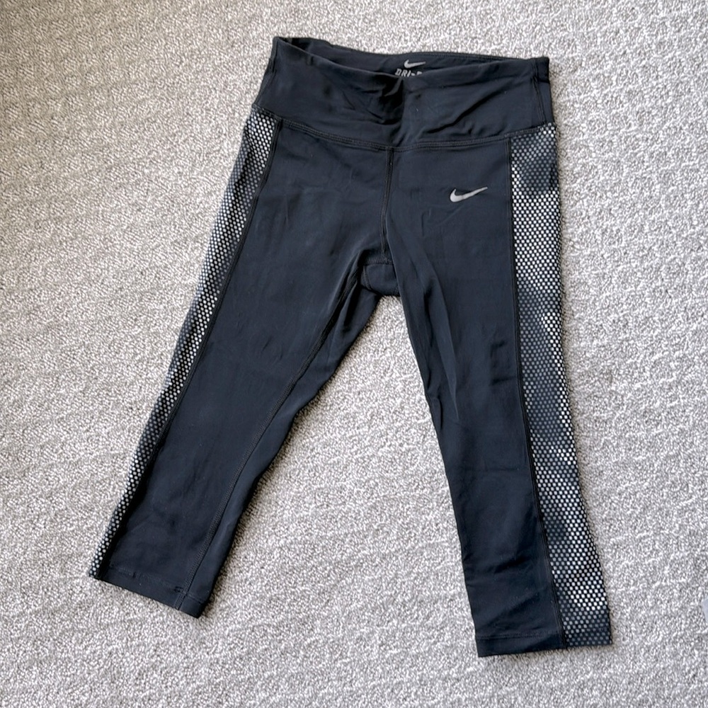 Nike Dri-fit running leggings! Cropped.